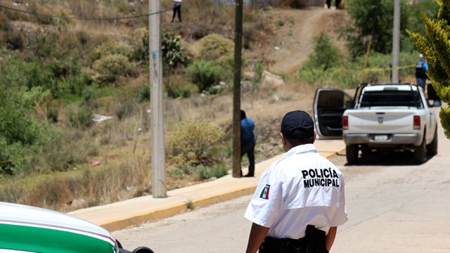 Policia