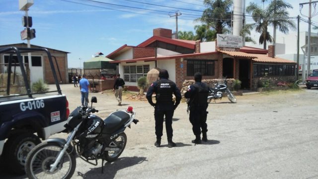 Atacan a balazos a un joven en Guadalupe