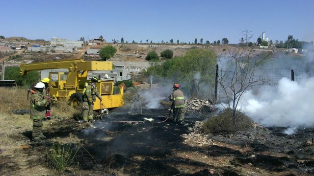 INCENDIO LLANTAS (4)