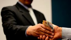 El viejo régimen, el postrevolucionario, era de corruptelas que operaban en instancias abajo y que subían internamente por el sistema, uno de extracción a nivel de la calle y ahora lo que se ve es un sistema de extracción a nivel cupular, sostiene el antropólogo Claudio Lomnitz-Adler, investigador de la Universidad de Columbia (Foto: tomada de prod.media.larepublica.pe.)