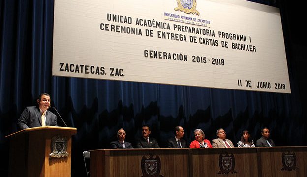 05 Graduación Prepa1