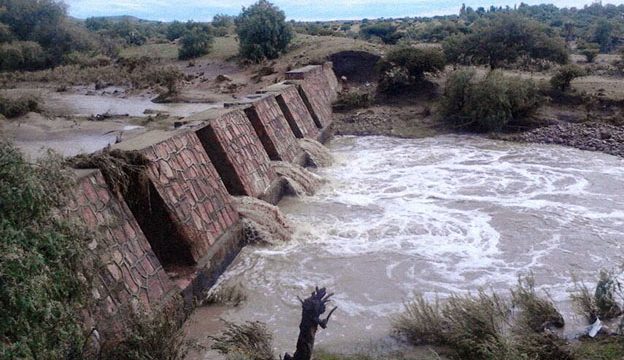 PRESAS, BORDOS Y ARROYOS (1)