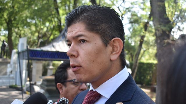 Víctor Manuel Carreón