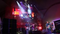 THE ROMÁNTICOS Y APZU TRÍO