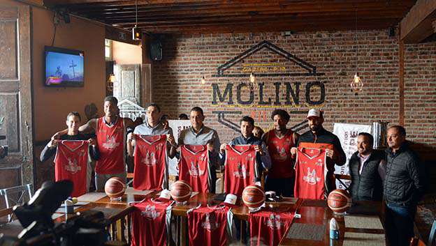 Presentan a Frailes de Guadalupe