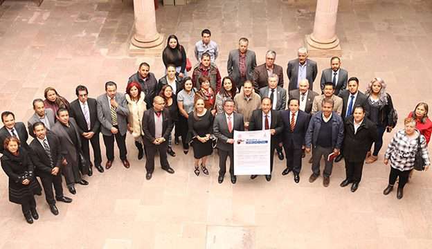 FIRMA-CONVENIO-ABOGADOS-FACE-1